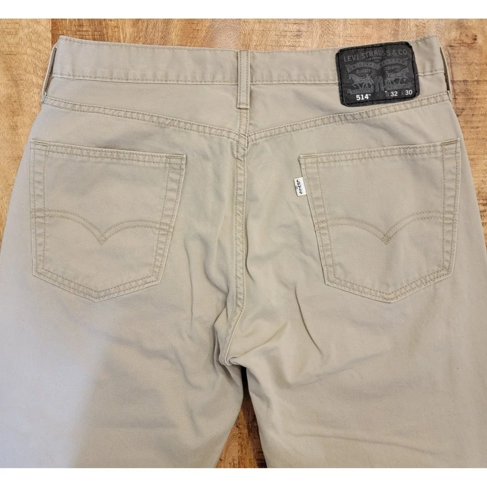 Levi's 514 Straight Fit Beige‎ Khaki Pants Men's Waist 32